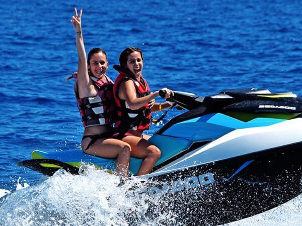 Jet Ski Safety Tips | Adventus club