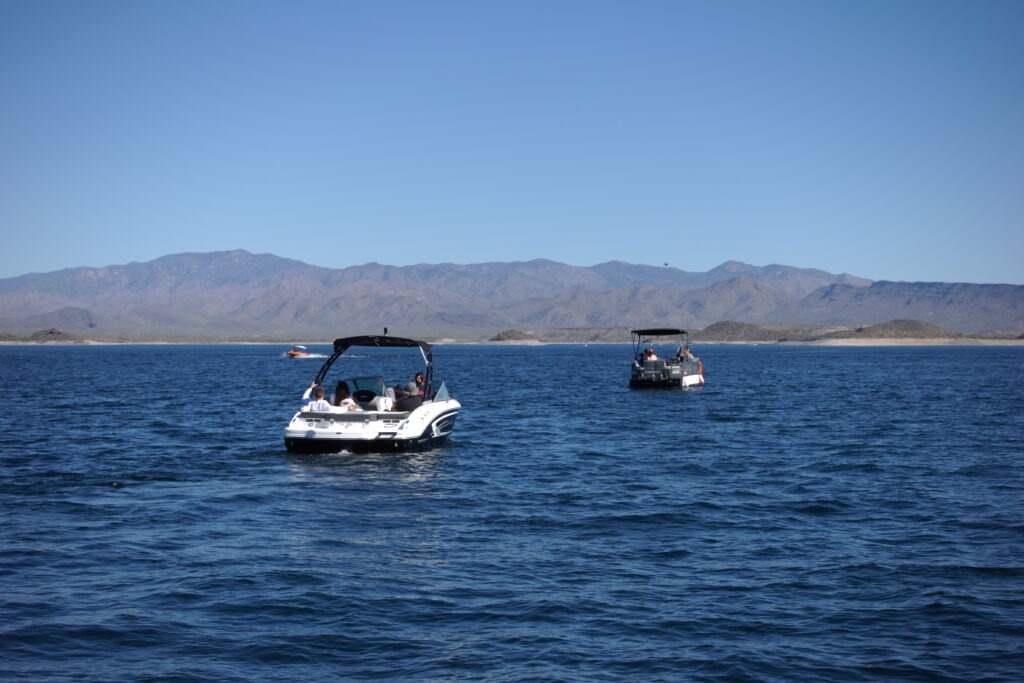 Speedboat Rental
