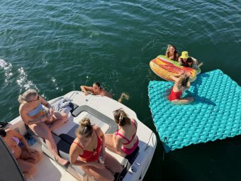 luxury boat rental