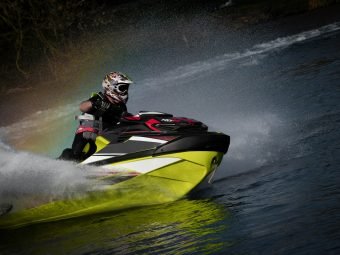 5 Jet Ski Tricks for Beginners