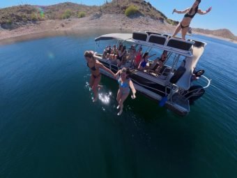 party boat rentals